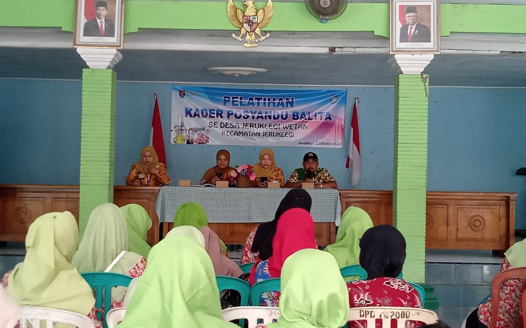 Pelatihan Kader Posyandu di Desa Jeruklegi Wetan: Investasi dalam Kesehatan Masyarakat