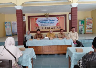 PENINGKATAN KAPASITAS PERANGKAT DESA JERUKLEGI WETAN