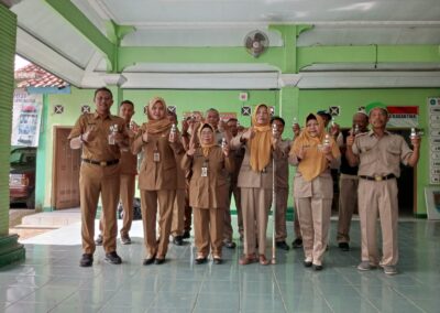Dari Tradisional ke Modern: Transformasi Pemasaran Digital Bumdes Jeruklegi Wetan